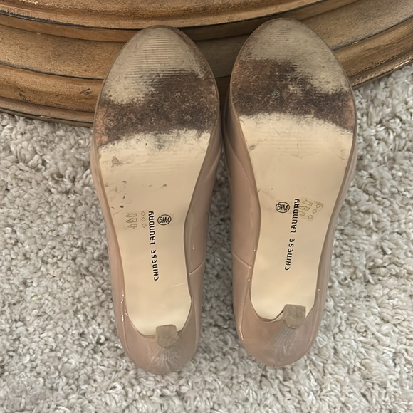 EUC Chinese Laundry Platform Pumps. - Picture 3 of 5